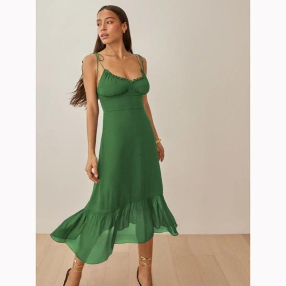 Reformation Kelly Green Embry Dress - perfect for weddings or bridesmaids